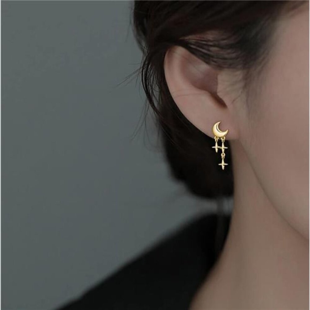 Star & Moon Stud Earrings – Rhodium/Gold Hypoallergenic - Picture 3 of 6
